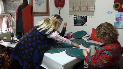 Yorgancılık sanatındaki nakış işlemeler giysilere uyarlandı