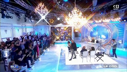 Laurent Baffie embrasse chaque personne du public de "Salut les terriens" après une surprise pour son anniversaire - Regardez