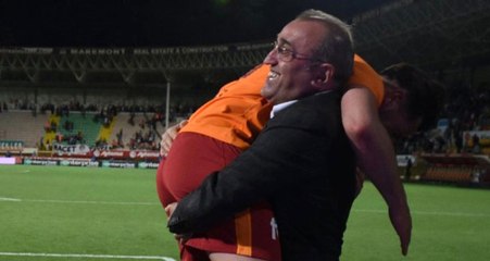 Abdurrahim Albayrak, Sinan Gümüş'ü Sırtında Taşıdı