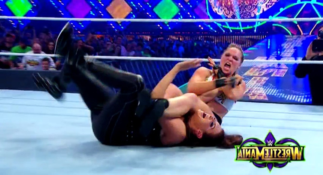 WWE Main Event 2018 04 13 - Part 02