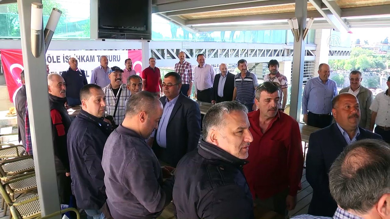 Kışlada başlayan arkadaşlık bağlarını koparmadı...
