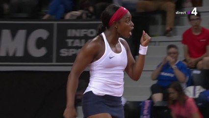 Fed Cup : En 53 minutes, Stephens terrasse Mladenovic