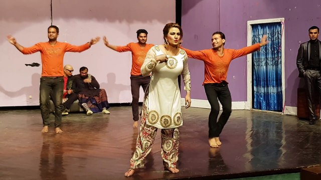 Saima Khan -Tere Naal Mera Inj - Stage Dance Mujra - HD