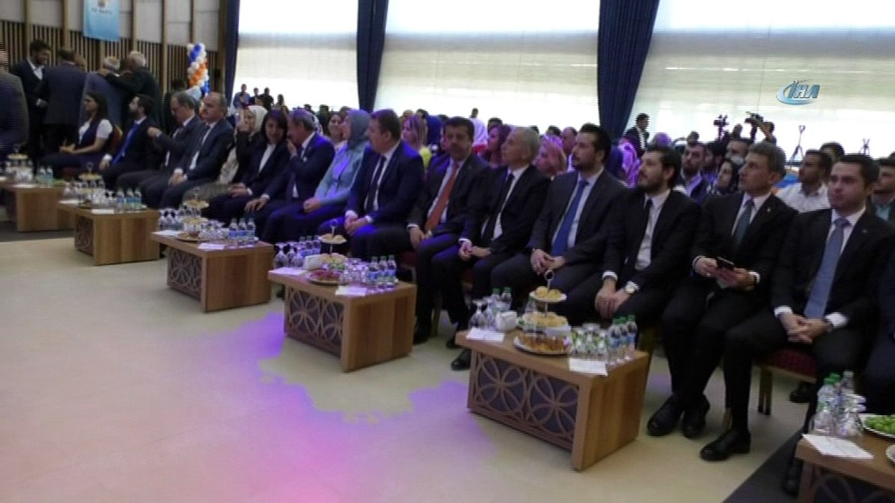 Bakan Zeybekci’den istifa eden 15 CHP’li vekiller ilgili 'Truva' atı benzetmesi- Bakan  Zeybekci: 'Bir araya gelerek tek bir hedefleri var o da Recep Tayyip Erdoğan’ı hedef almak'- 'Şimdi yine Truva atları ile başka şeyler yapmay...