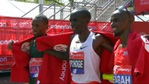Two Kenyan runners win London Marathon