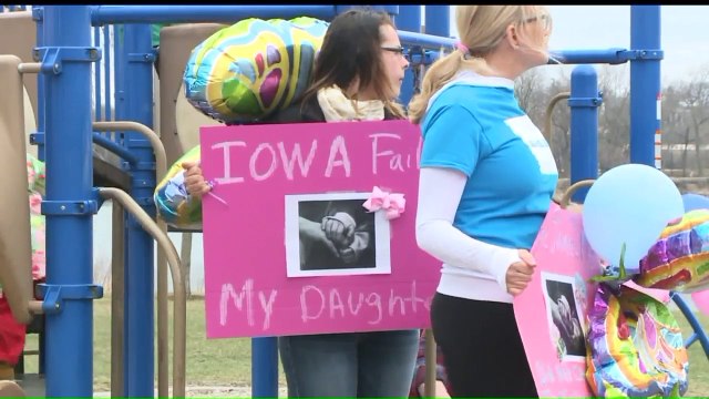 Family of Molestation Victim Rallies for Harsher Punishments for Offenders