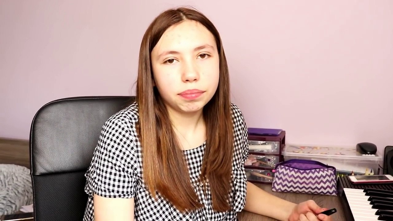 Dessin d'une rose par Lana ! Cours de dessin monochrome - Drawing Lesson !