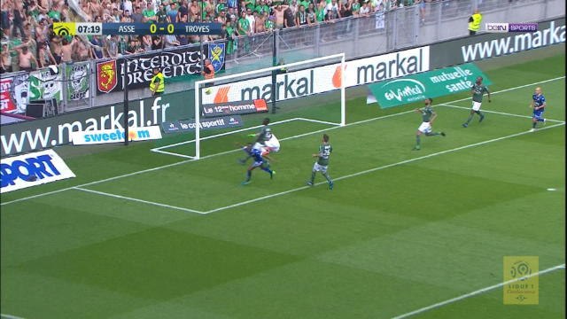 Niane opens the scoring for Troyes against Saint-Etienne, helped by a mistake from Subotic