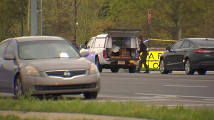 美서 묻지마 알몸 총기 난사...추가 범행 우려 / YTN