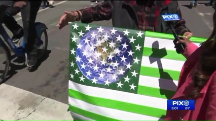 Streets of New York City Go Car-Less for Earth Day