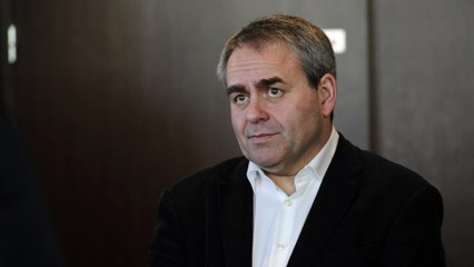 "Macron ne favorise que les premiers de cordée", regrette Xavier Bertrand sur RTL