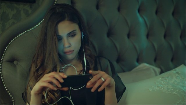 İstanbullu Gelin 46. Bölüm İpek Neyin Peşinde?