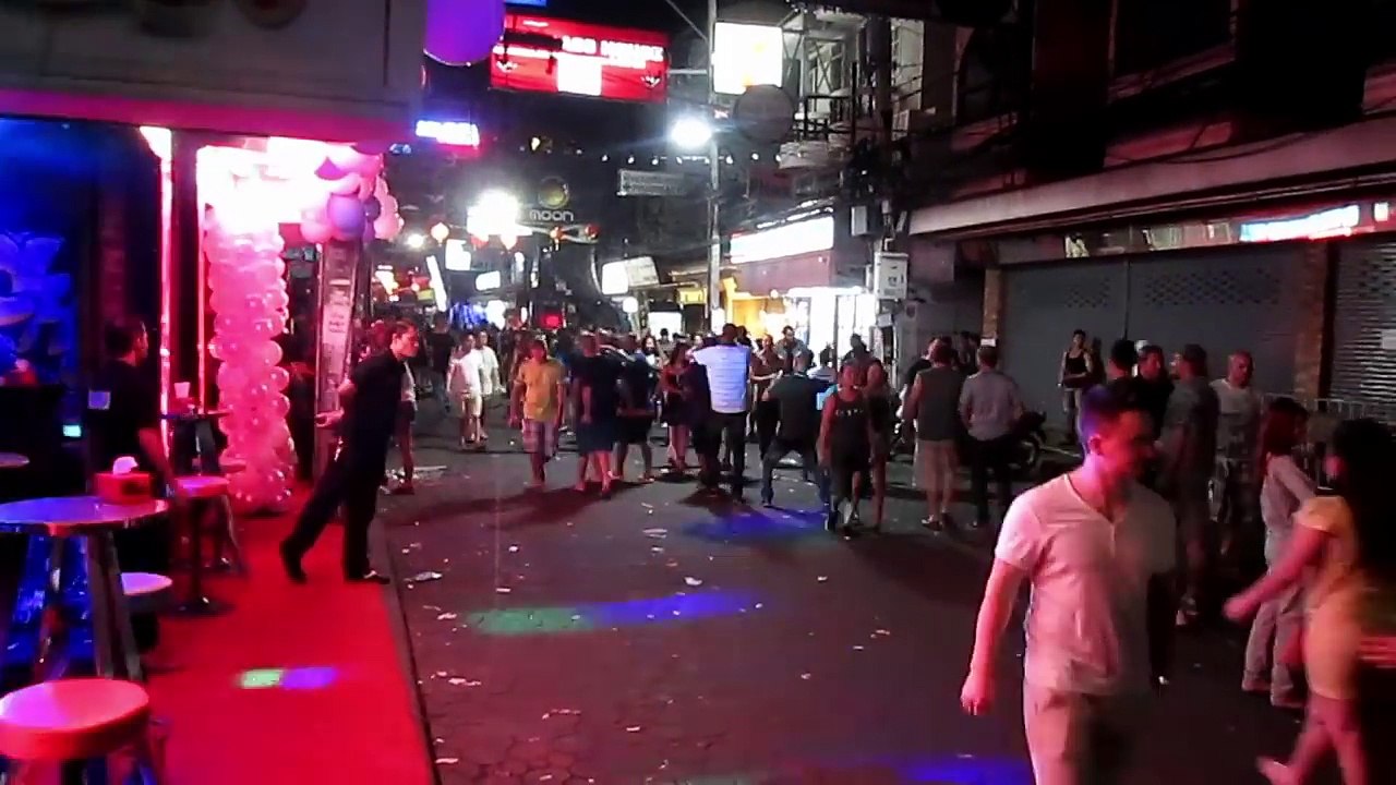 Romance Is in the Air 3  430 AM 2252017 Pattaya Thailand Walking Street