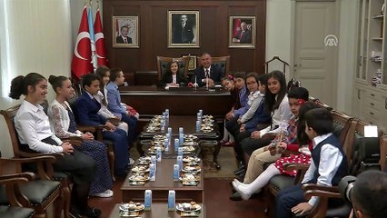 Milli Eğitim Bakanı Yılmaz, çocukları kabul etti (2) - ANKARA