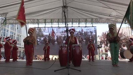 Çocuk Mehteran Gösterisiyle Göz Doldurdu