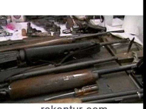 Cocaine Cowboys (Clip) - Drugs Everywhere