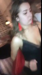 Düşerken görsel şov yapan hatun