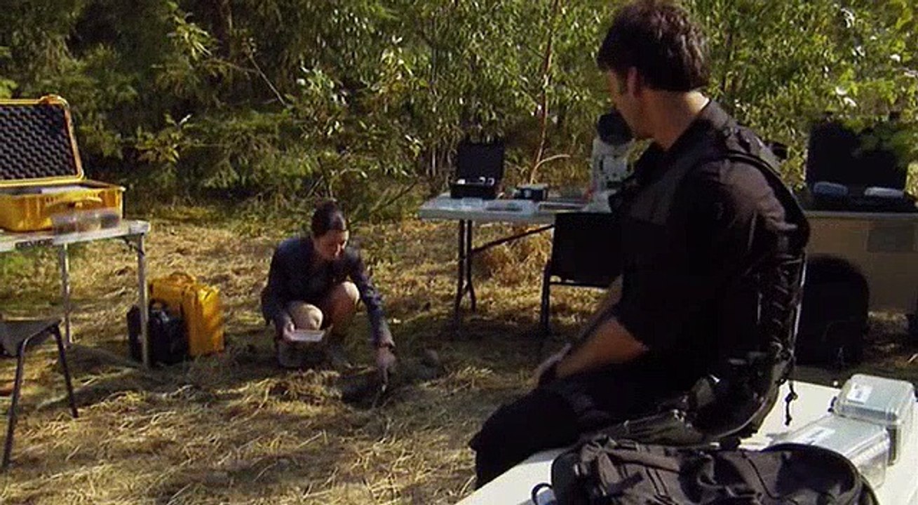 Stargate Atlantis S05 E15 Remnants