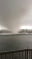 Il filme une énorme tornade d'eau en Floride - Waterspout impressionnante