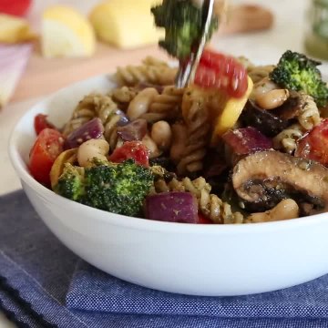 Balsamic Roasted Veggie and White Bean Pasta