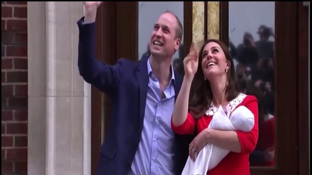 PRINCE WILLIAM & KATE MIDDLETON SHOW OFF NEW ROYAL BABY #3 (2018)