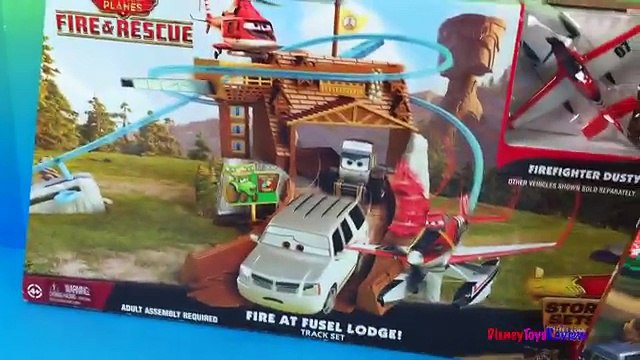 Disney Planes Fire and Rescue Wildfire Rescue Playset Dusty Crophopper Airplane toys for boys d