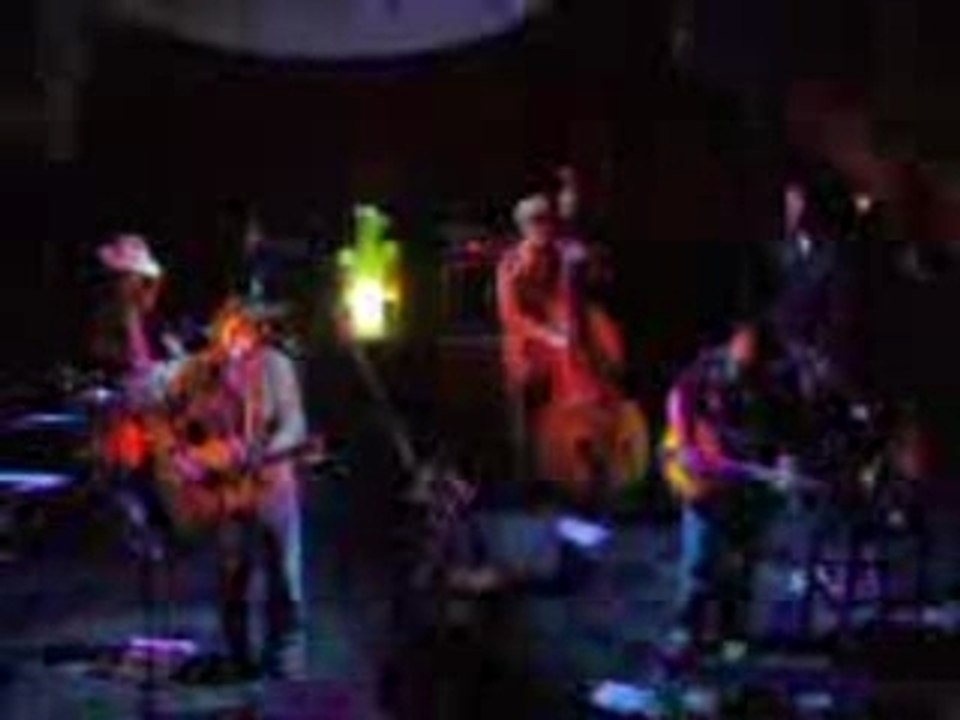 La Maison Tellier - Toxic (Britney Spears cover)