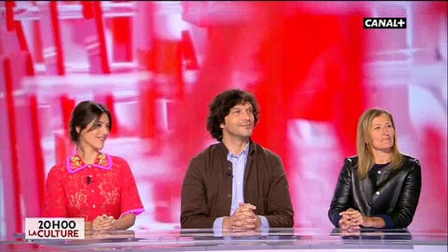 La miss météo de Canal Plus ridiculise la naissance du Royal Baby sur Canal Plus - Regardez