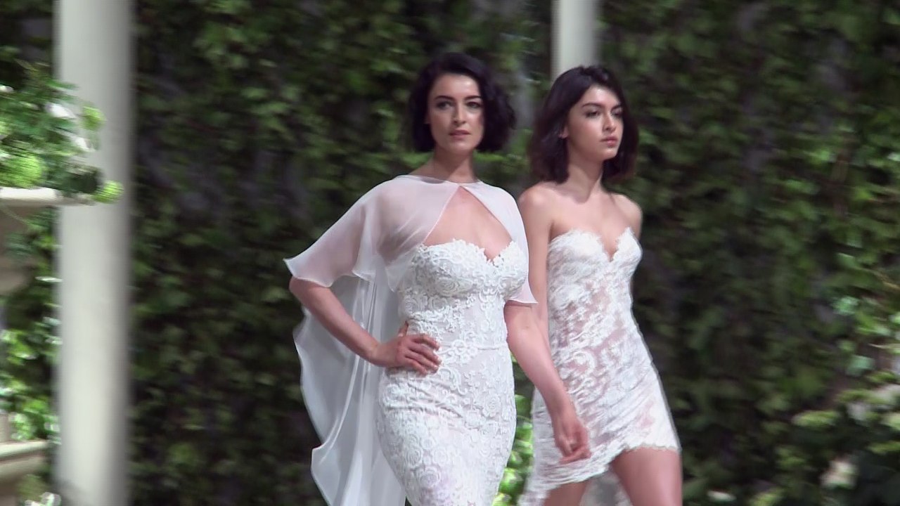 Blanca Romero y Lucía Rivera desfilan juntas para Pronovias
