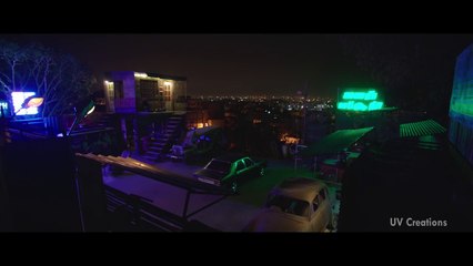 Taxiwaala (2018)  Movie Vijay Deverakonda - Priyanka Jawalkar