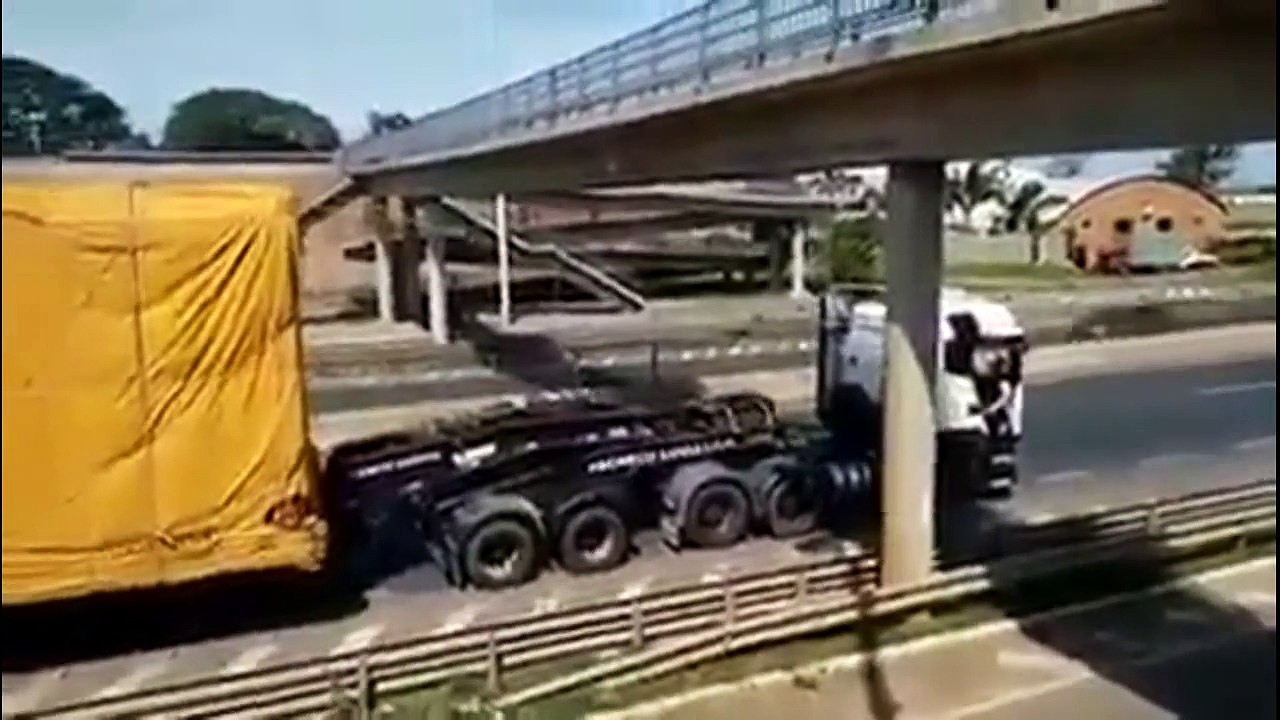 Awesome skilled drivers _ Talented truck driver