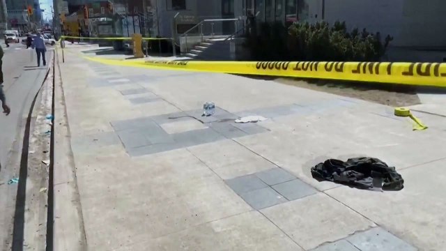 캐나다서 차량 인도 돌진...한국인 2명 등 10명 사망 / YTN