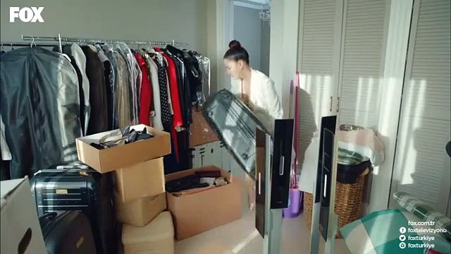 Göğüs frikiği oynadığı diziye damga vurdu!