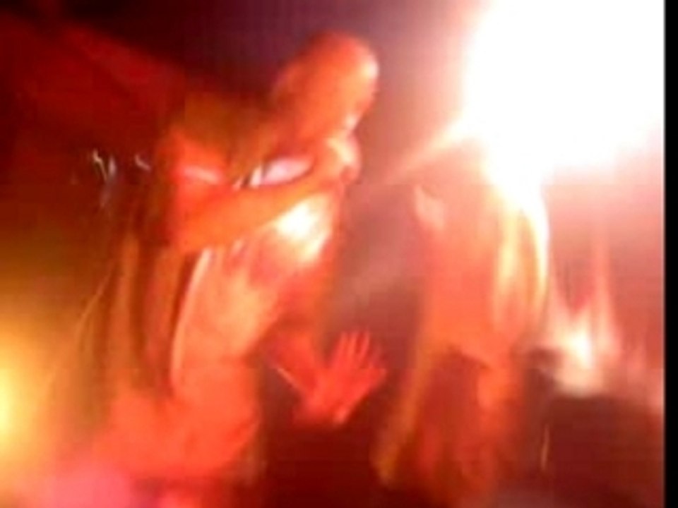 Inflammable [SHOWCASE DON CHOA]