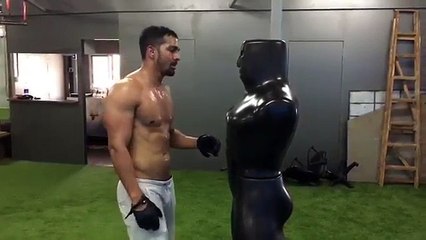 Harshvardhan Rane's Intense Shirtless Boxing Workout 🥊