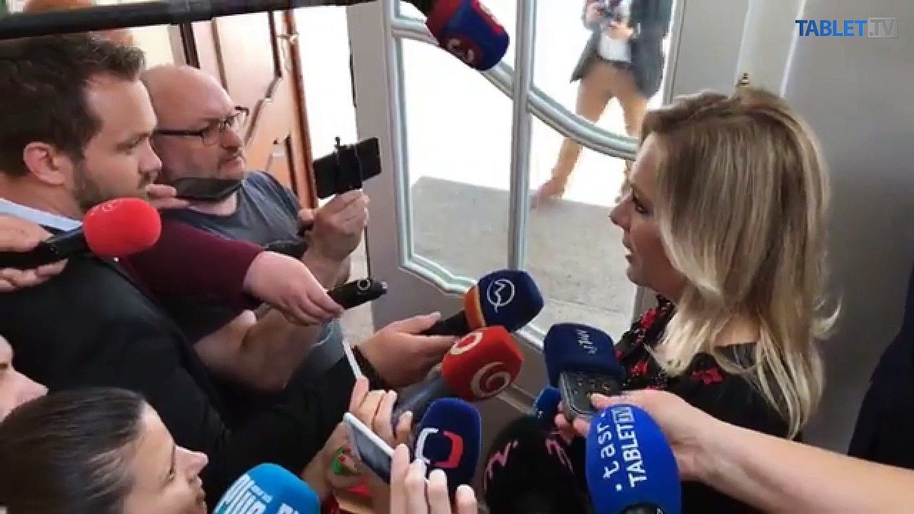 ZÁZNAM: Prezident SR Andrej Kiska prijal Denisu Sakovú