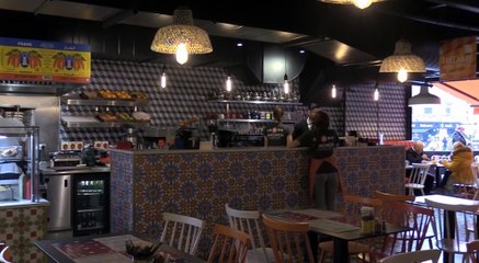 Football Player Mohamed Salah brings free food to Liverpool