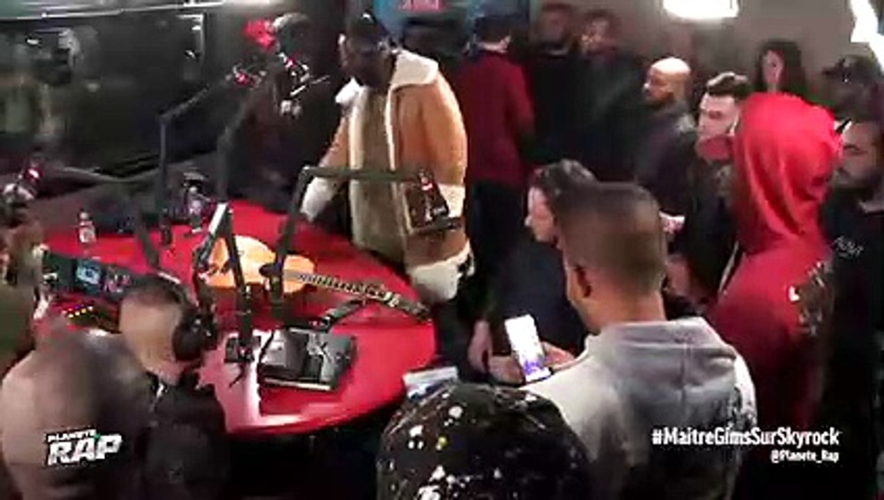 Maître Gims - Loup garou Feat. Sofiane