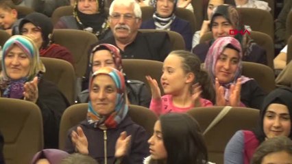 Artvin-Sahnede Türkü Söyleyen Kaymakam Alkışlandı-Hd