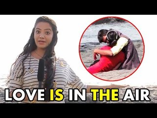 Public On Couples Open Romance in Bandra Bandstand