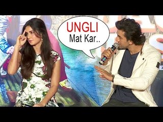 Скачать видео: Ranbir Kapoor ने की Katrina Kaif बेझती कहा ऊगली मत कर | Jagga Jasoos Song Launch पर