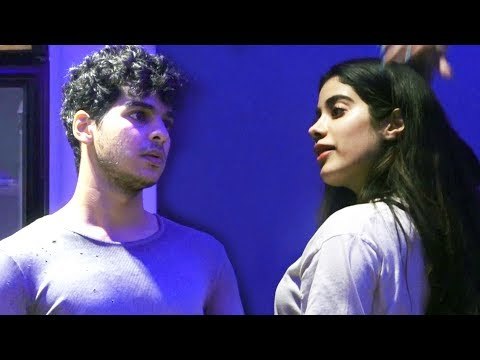 Jhanvi Kapoor और Shahid के भाई Ishaan Khattar दिखे Baby Driver की Screening पर