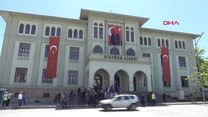 Eskişehir-Atatürk Lisesi'nin 'Niteliksiz Okul' Sayılmasına Tepki.