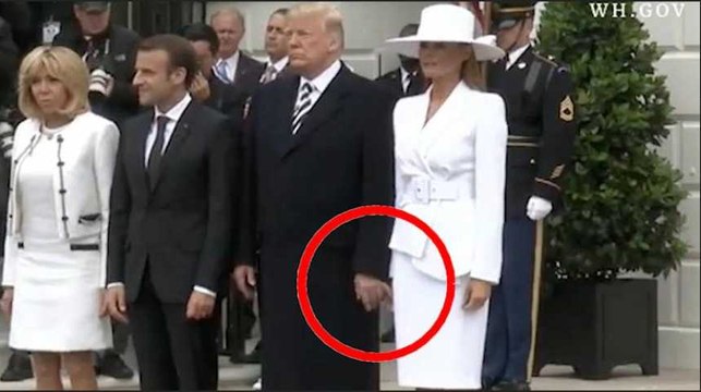 Melania Trump a encore refusé la main de Donald
