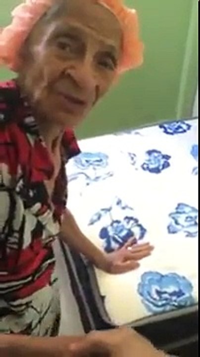 TU ME COMPRA UM BOI POR $700 CONTO