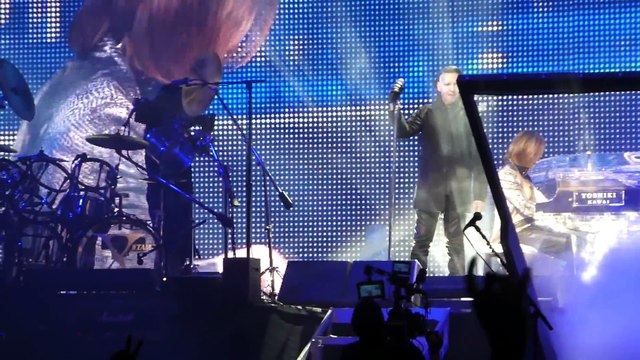 Marilyn Manson & XJapan - Sweet Dreams [Live in Coachella][HD]