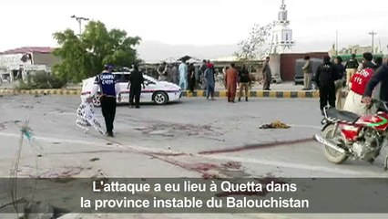 Pakistan: au moins six policiers tués dans un triple attentat