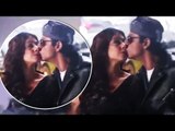 Shahrukh Khan Accidentally KISSES Kajol On LIPS