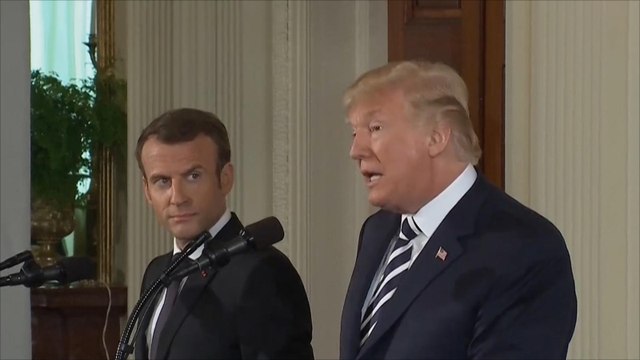 ترمب يصف الاتفاق النووي بالكارثي ويحذر طهران