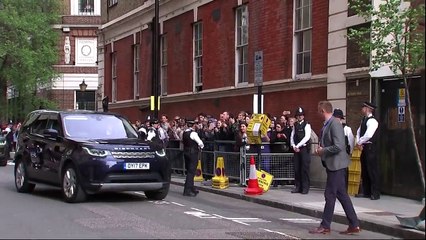 Prince William returns to hospital with Prince George and Princess Charlotte